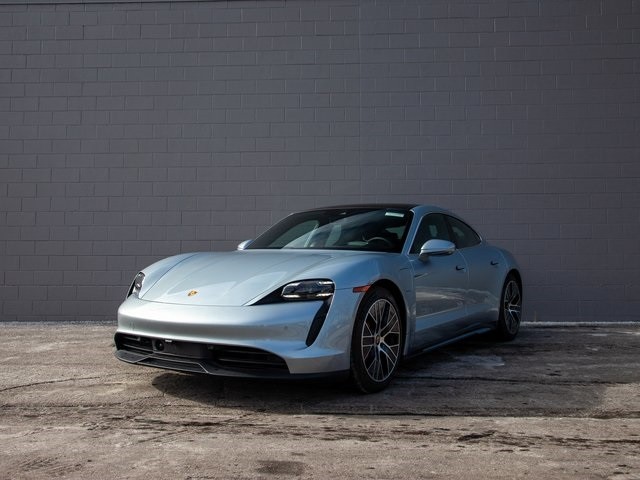 2024 Porsche Taycan 