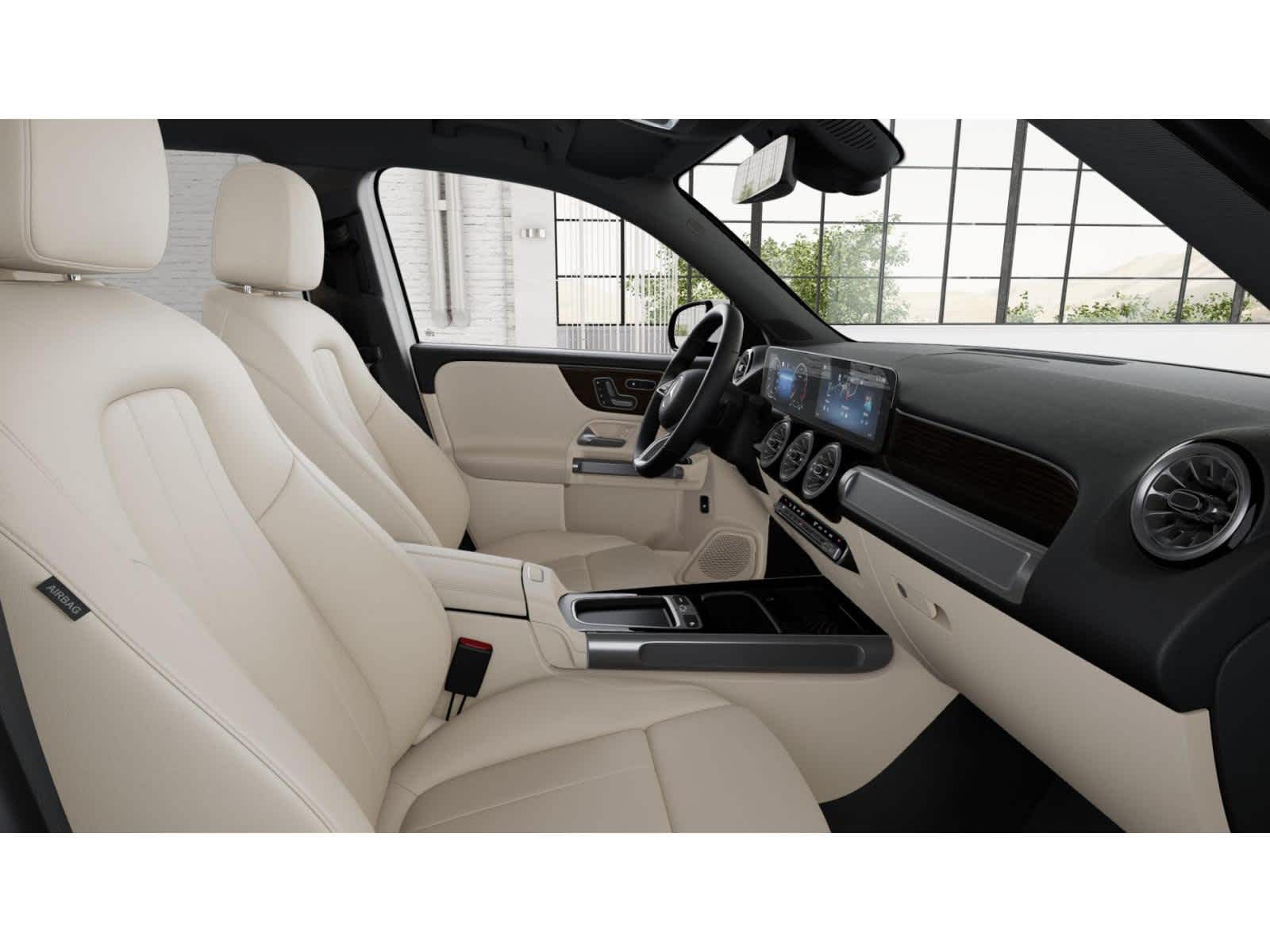 2025 Mercedes Benz GLB 250 photo 4