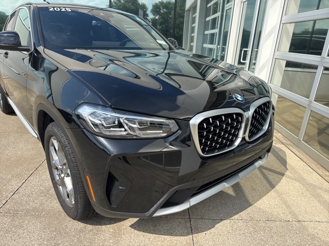 2025 Bmw X4 xDrive30i photo 3