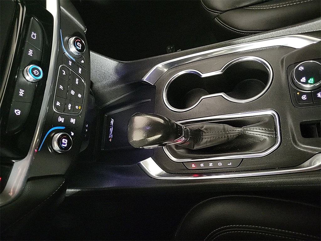 2022 CHEVROLET TRAVERSE - Image 21