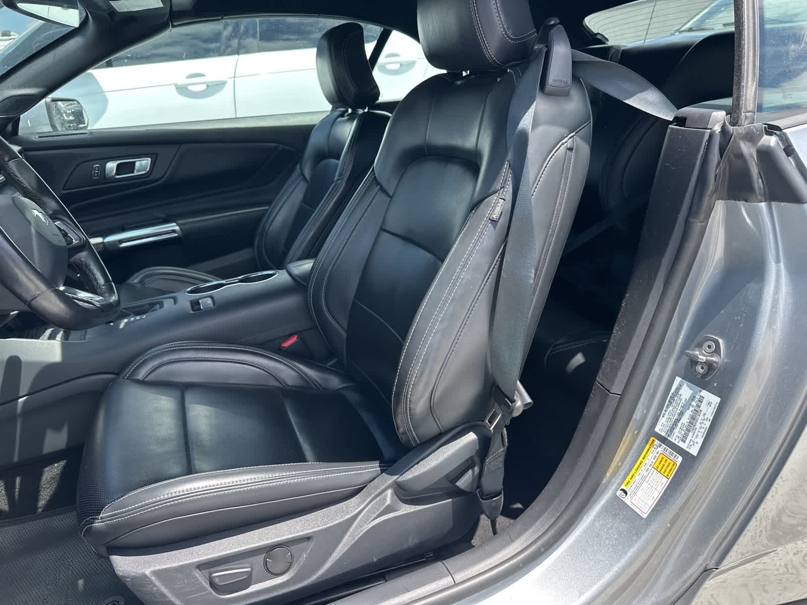 2024 Ford Mustang EcoBoost Premium photo 8