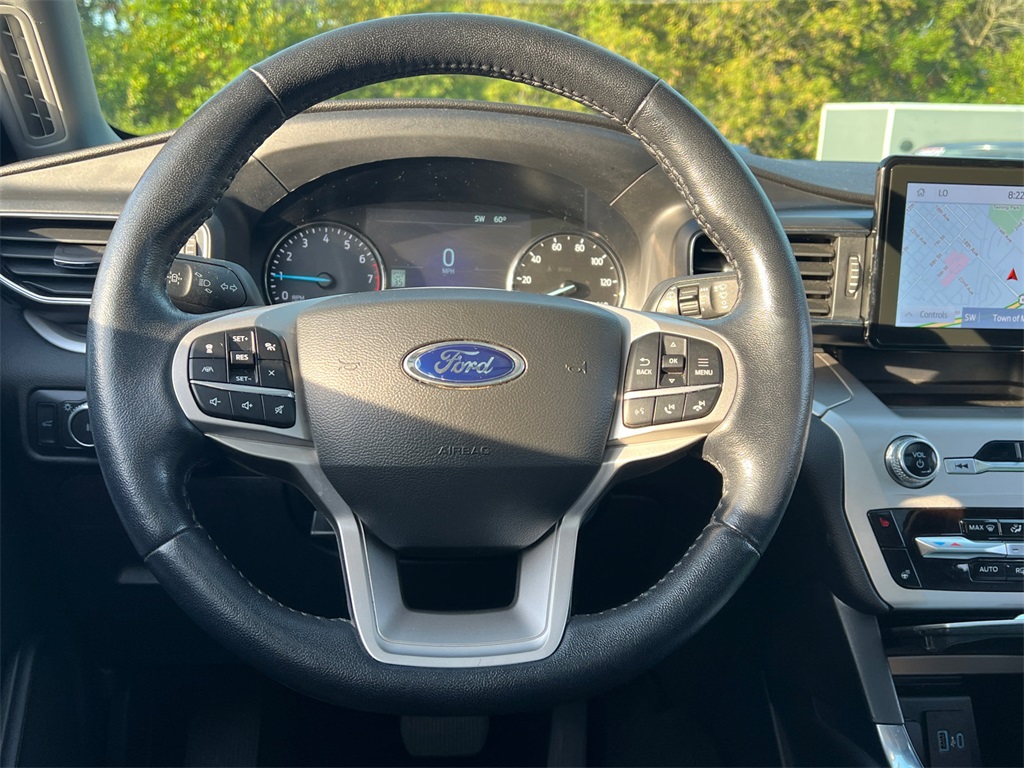 2022 Ford Explorer XLT photo 9