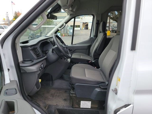 2022 Ford Transit Passenger XLT photo 3