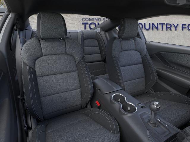 2025 Ford Mustang EcoBoost photo 19