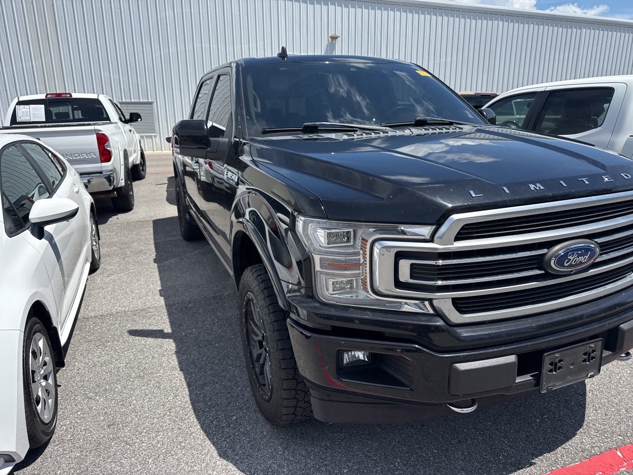 2019 Ford F-150 Limited photo 2
