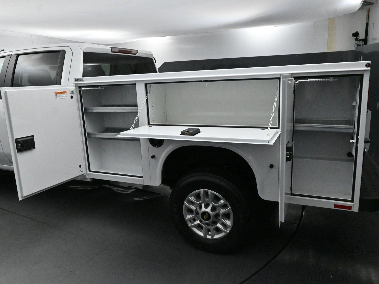 2025 Chevrolet Silverado 2500HD photo 9