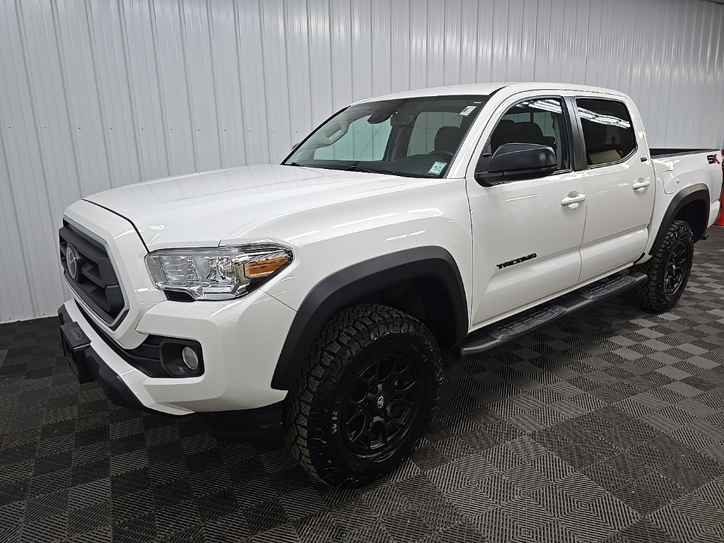 2023 Toyota Tacoma SR5 V6 photo 8