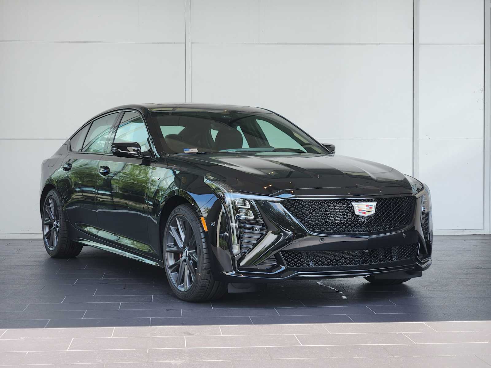 2026 Cadillac CT5 V photo 2