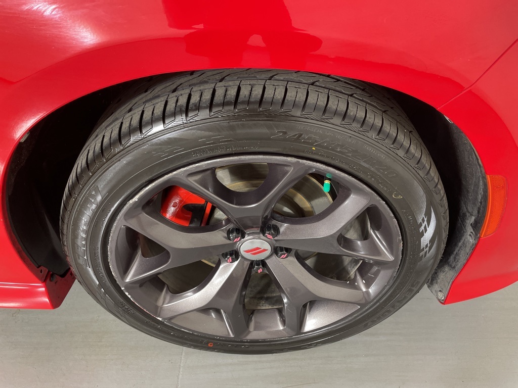 2019 Dodge Charger GT photo 9