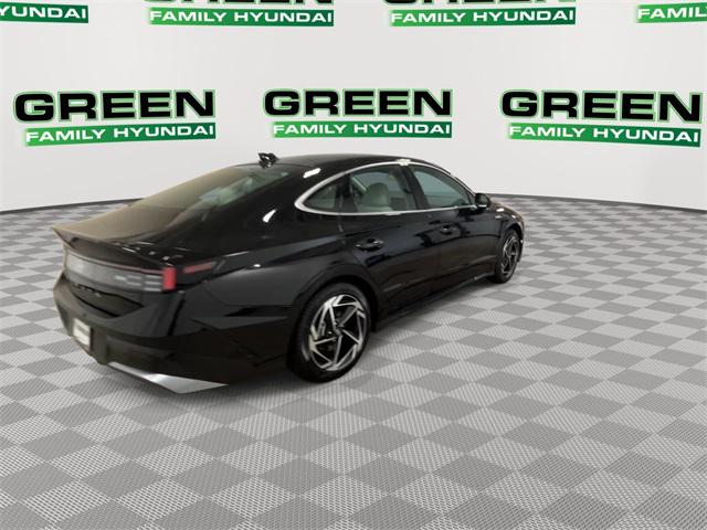 2025 Hyundai Sonata SEL Convenience photo 13