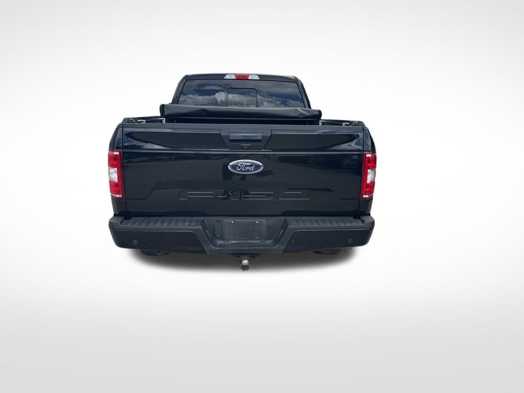 2018 Ford F-150 XLT photo 4