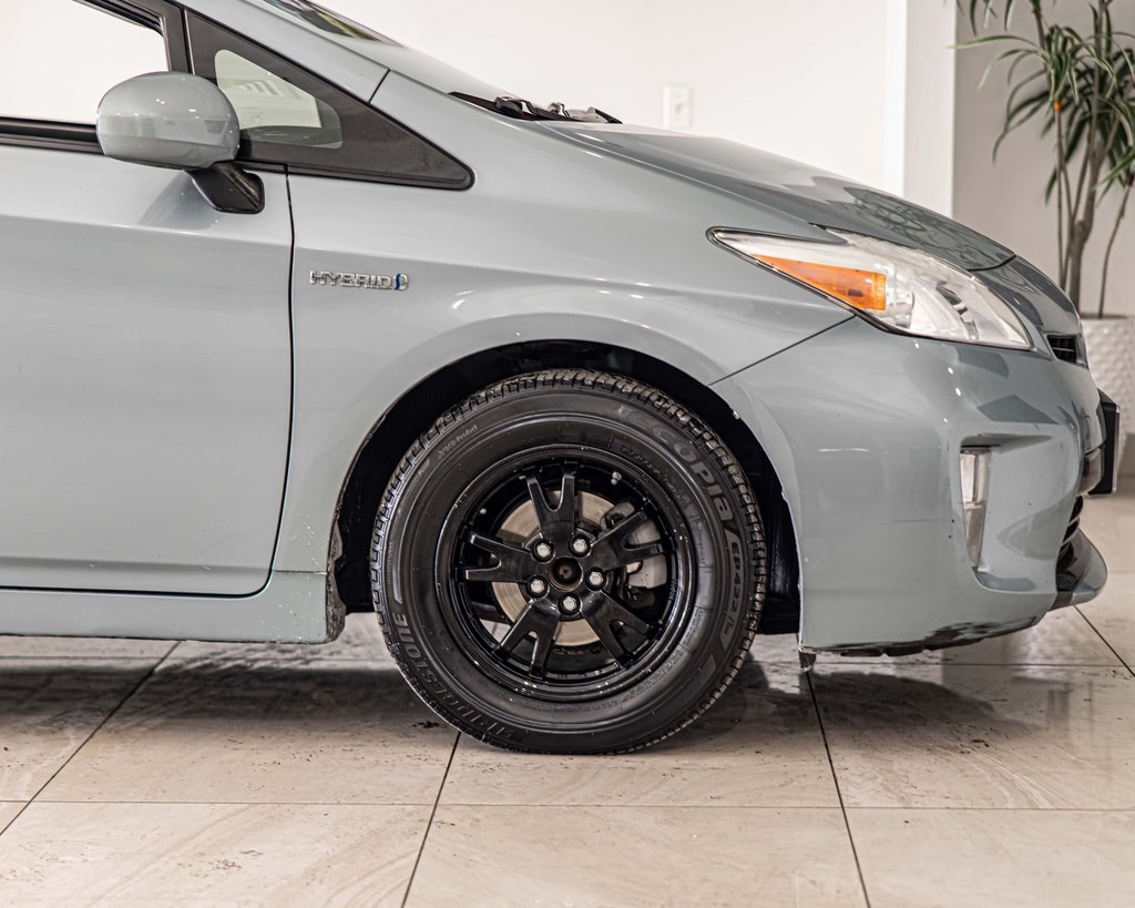 2015 TOYOTA PRIUS - Image 10