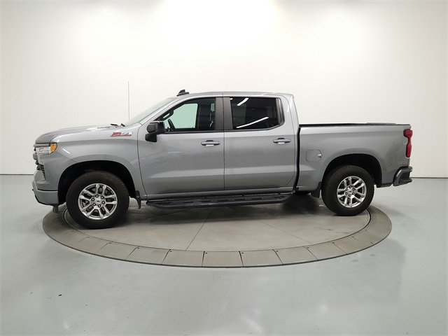 2024 Chevrolet Silverado 1500 RST photo 4