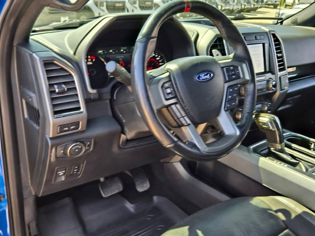 2019 Ford F-150 Raptor photo 23
