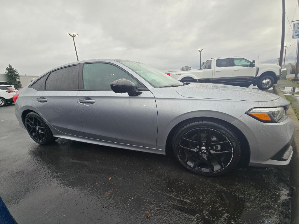 2024 Honda Civic Sport photo 4