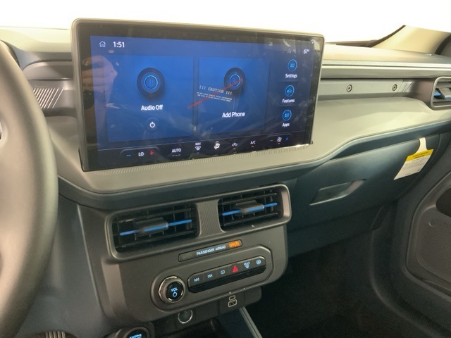 2025 Ford Maverick photo 3