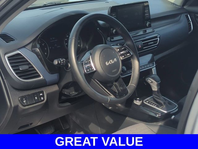 2023 Kia Seltos S photo 6