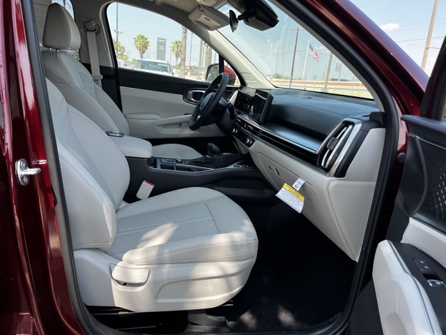 2025 Kia Sorento S photo 21