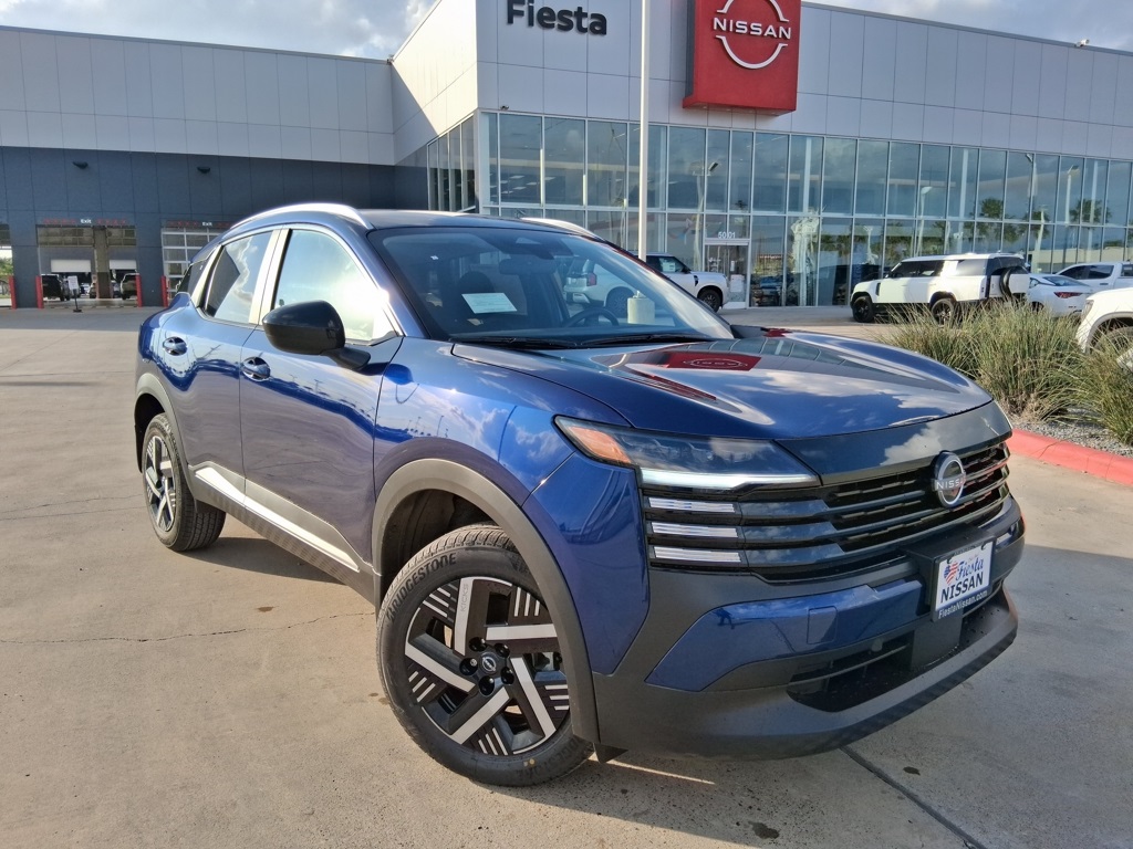 2026 Nissan KICKS SV's photo