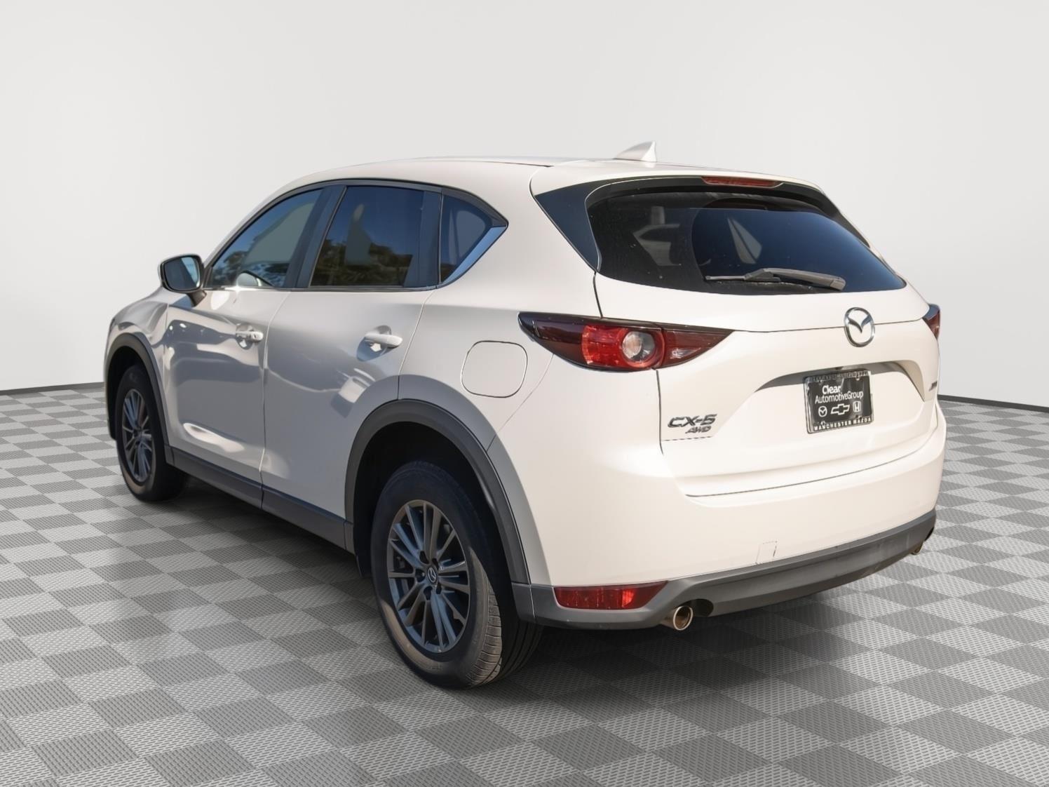 2017 Mazda CX-5 Touring Preferred photo 16