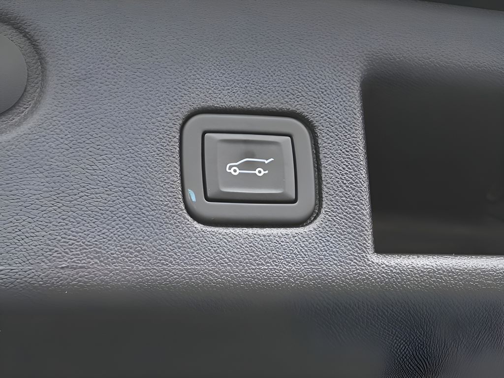 2024 Chevrolet Equinox LT photo 14