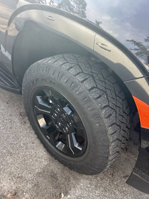 2022 Chevrolet Tahoe LT photo 4