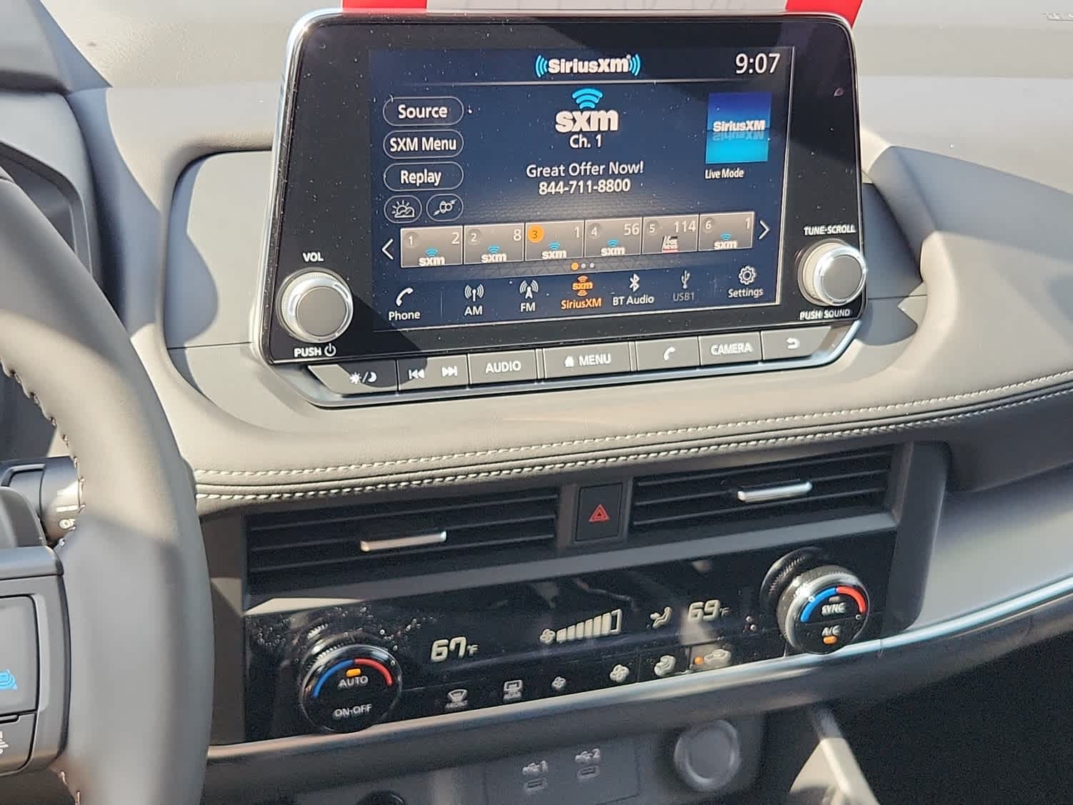 2026 Nissan Rogue SV photo 10