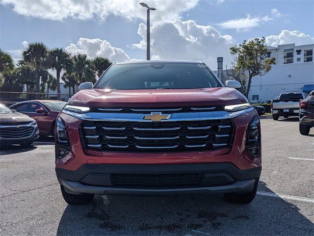 2025 Chevrolet Equinox LT photo 3