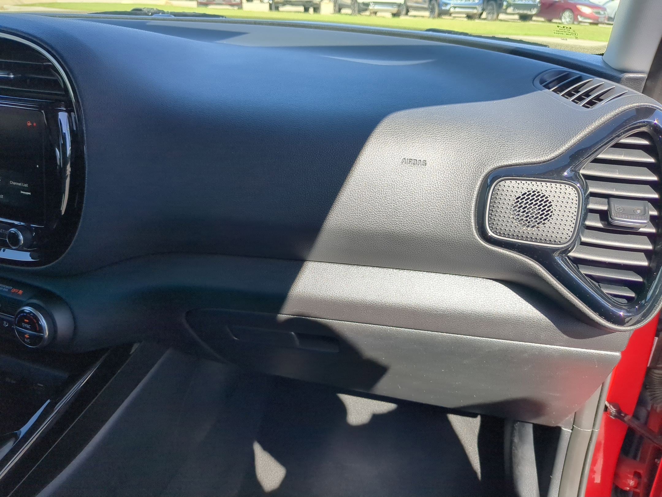 2023 Kia Soul EX photo 18