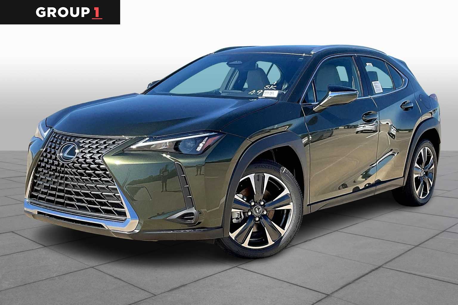 2025 Lexus UX Hybrid