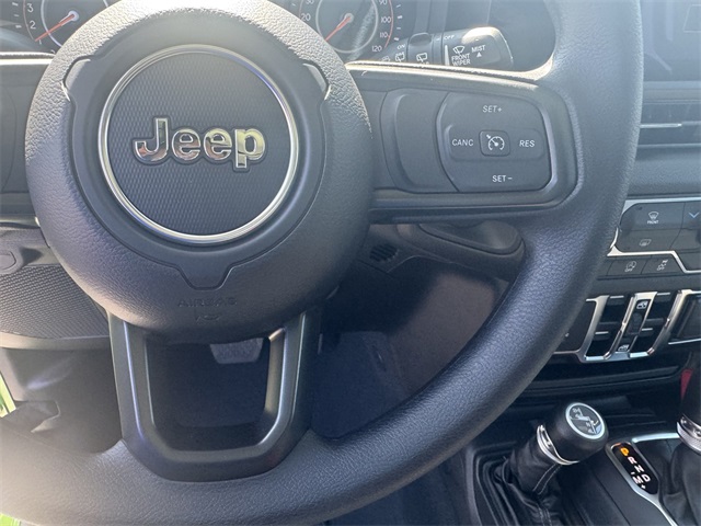 2025 Jeep Wrangler Sport photo 19