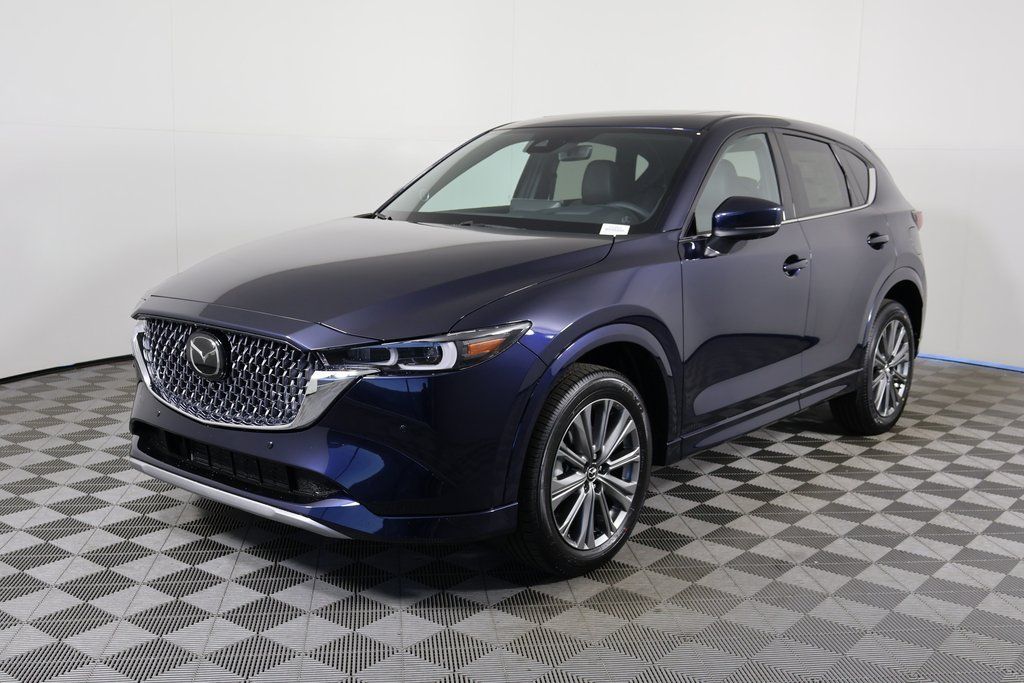 2025 Mazda CX-5 Turbo Signature's photo