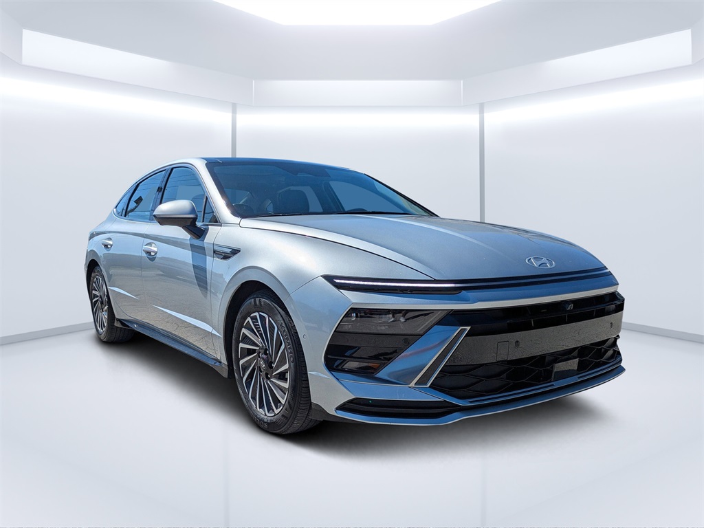 2024 Hyundai Sonata Hybrid Limited's photo