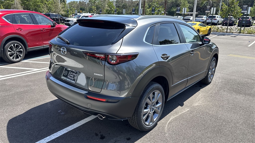 2024 Mazda CX-30 2.5 S Preferred photo 2