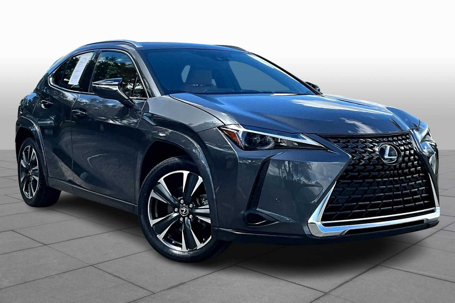 2023 Lexus UX 250h Premium photo 2