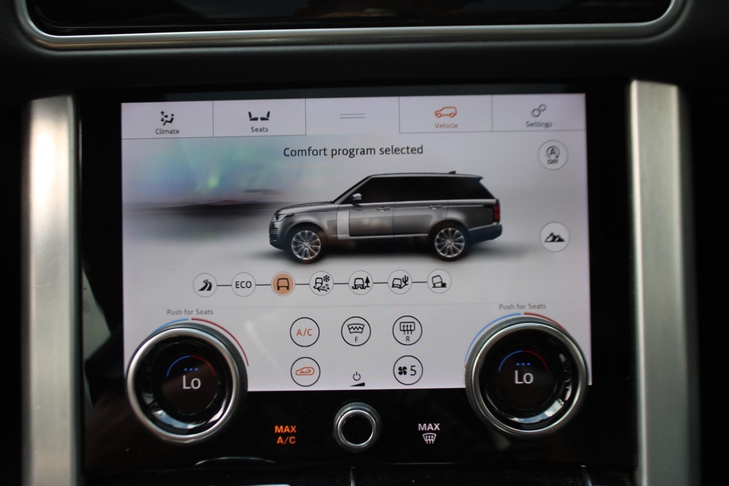 2019 Land Rover Range Rover SuperCharged photo 24