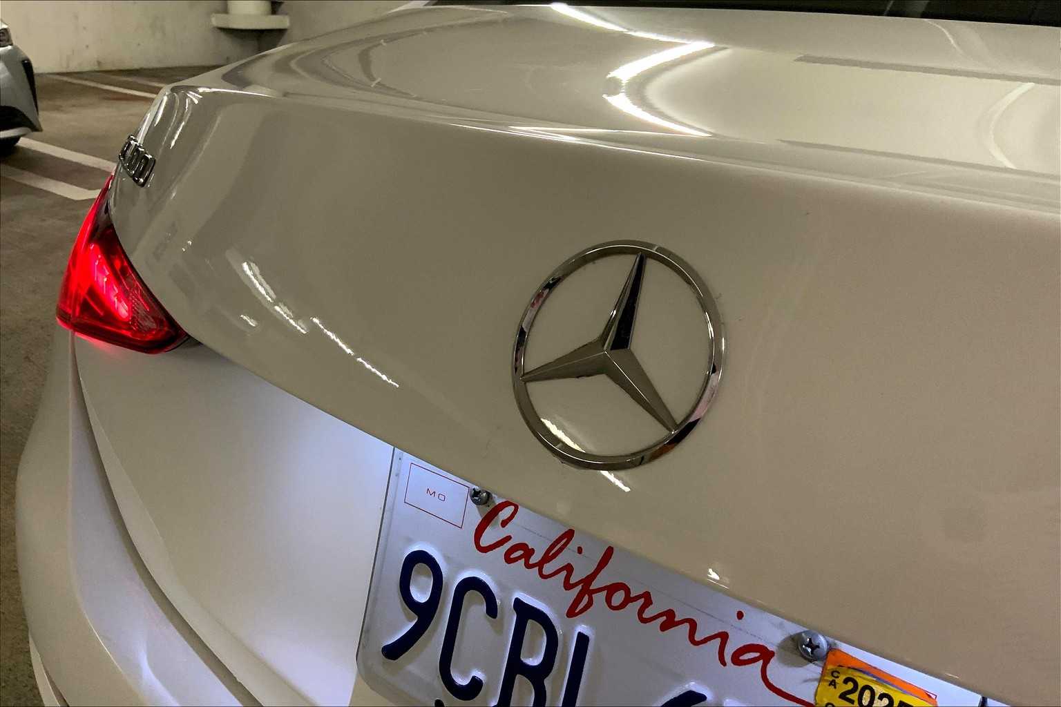 2022 Mercedes Benz C 300 photo 9