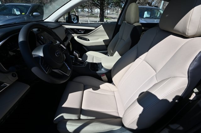 2025 Subaru Legacy Limited photo 6