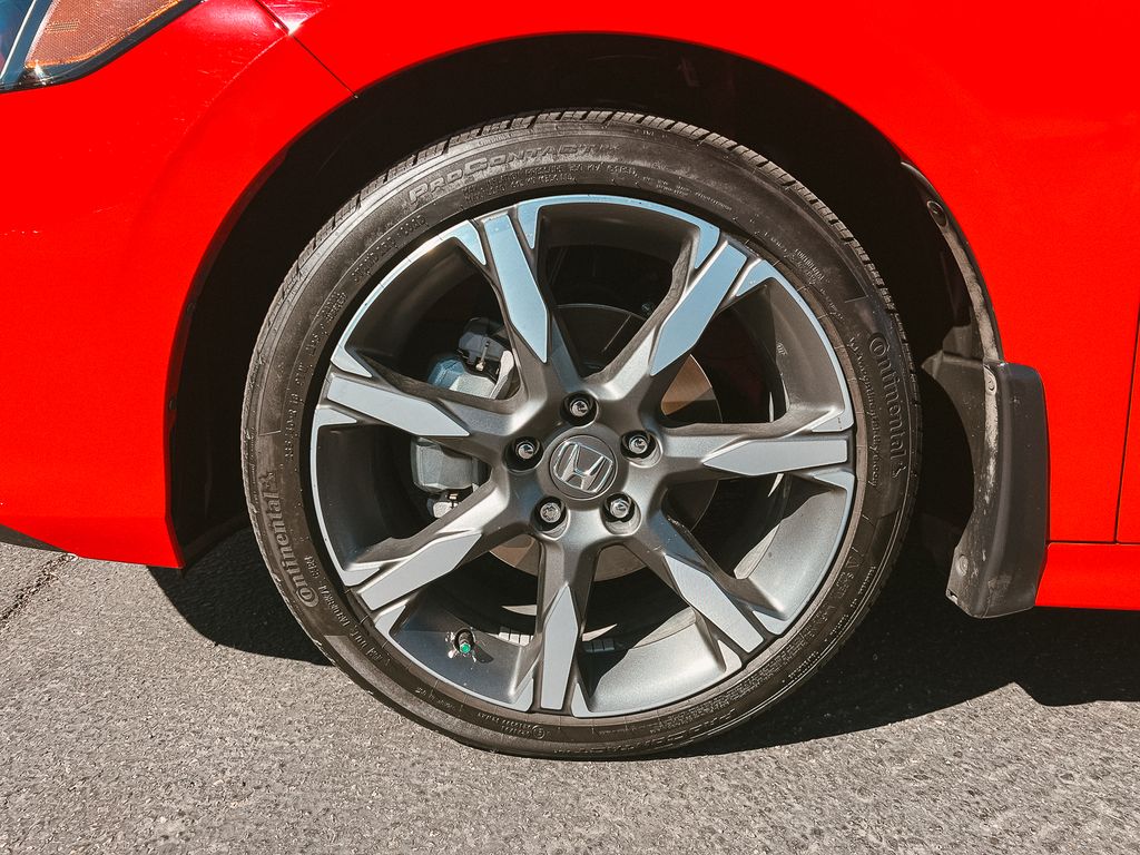 2025 Honda Civic Hybrid Sport Touring photo 3