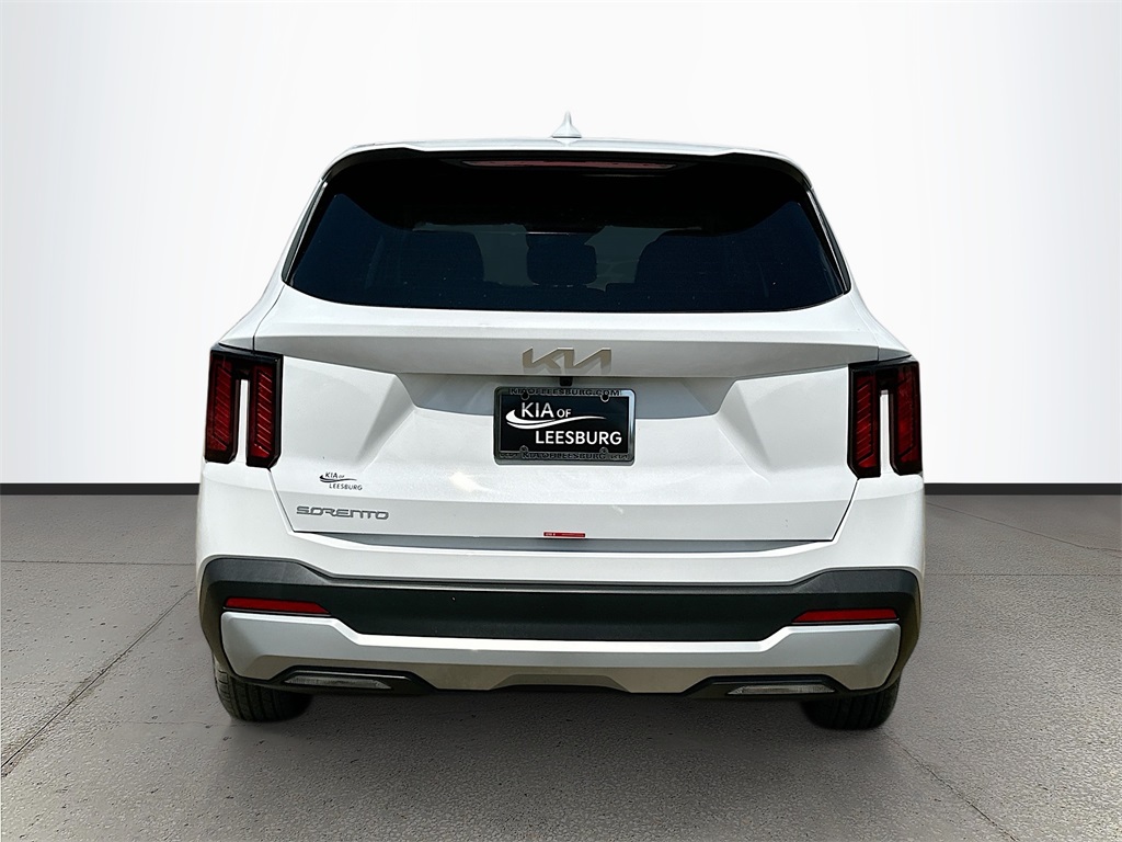 2026 Kia Sorento LX photo 6
