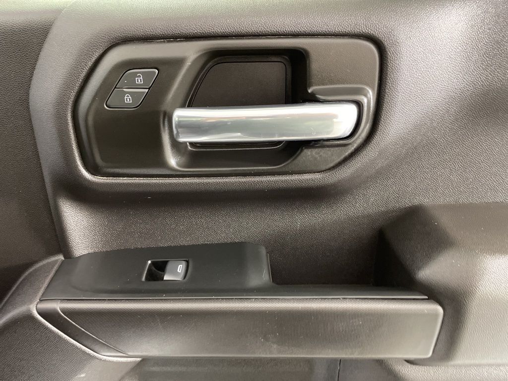 2024 Chevrolet Silverado 1500 photo 12
