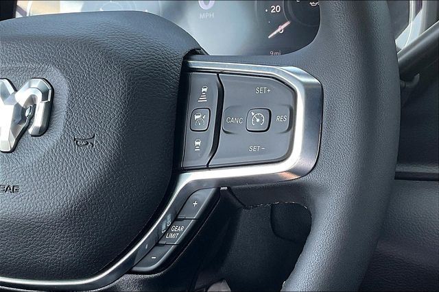 2025 Ram 2500 Laramie photo 18