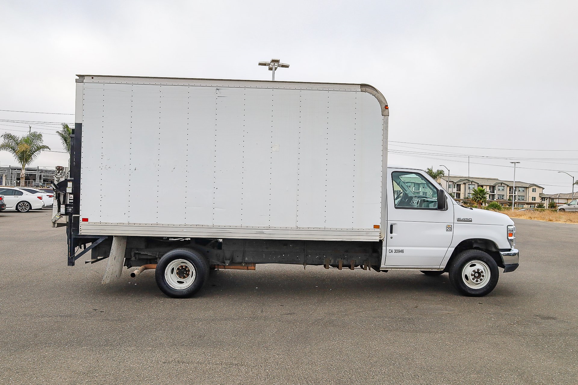 2019 Ford E-450 photo 3