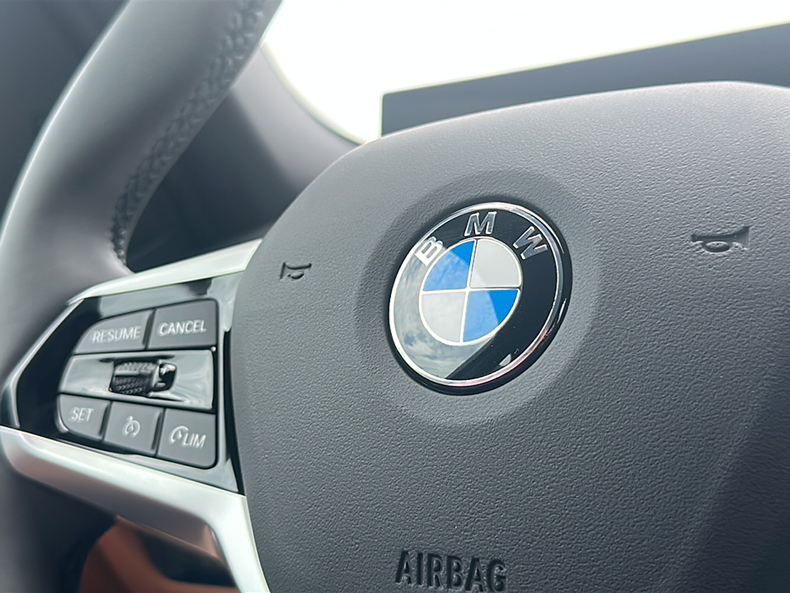2025 Bmw 330i photo 6