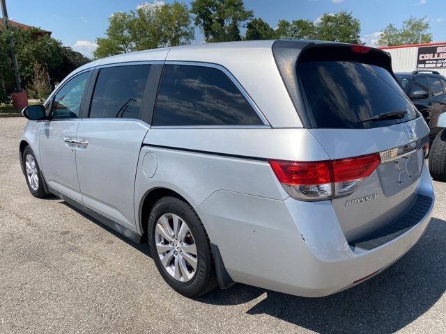 2015 Honda Odyssey EX-L photo 3