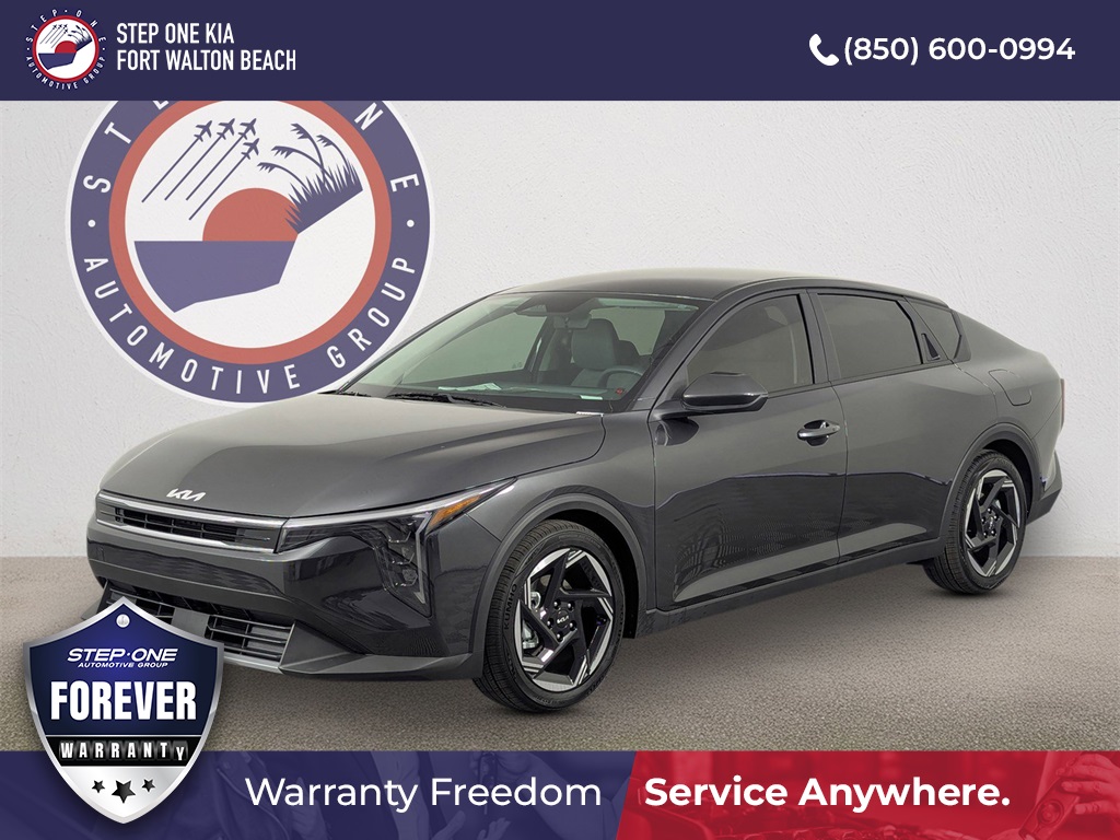 2025 Kia K4 EX's photo