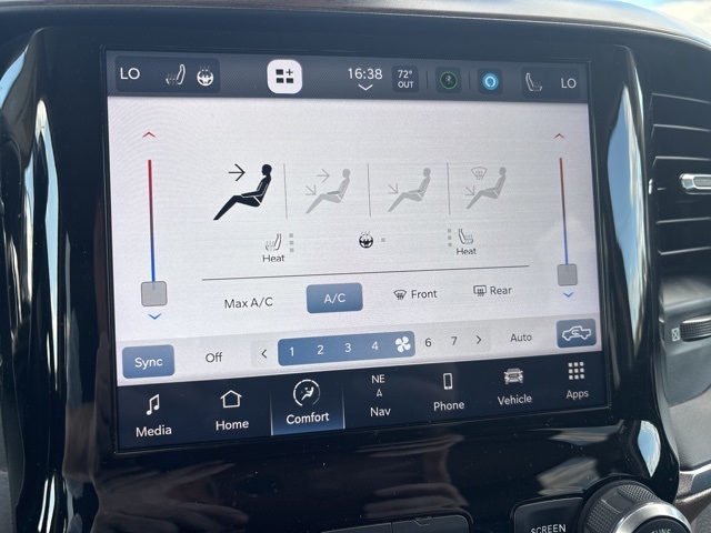 2022 Ram 2500 Laramie photo 9