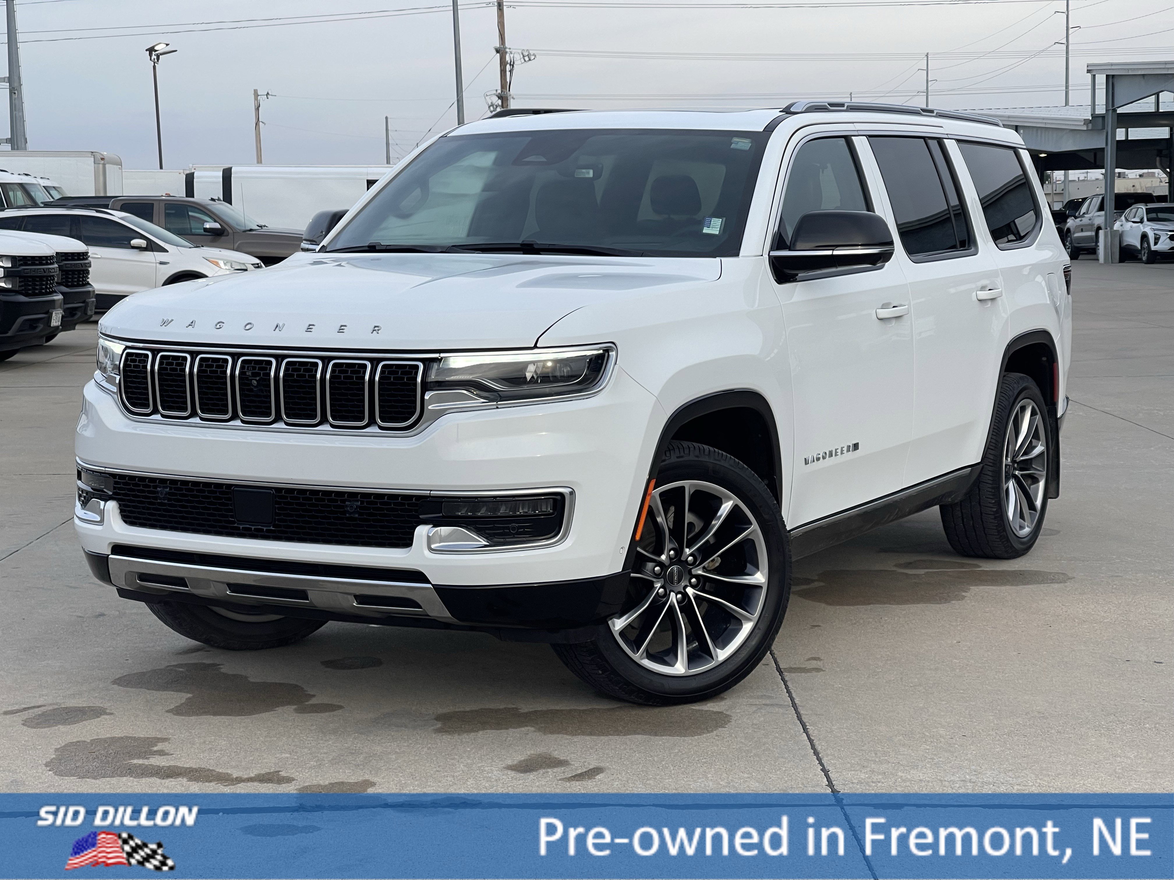 2023 Jeep Wagoneer Series III's photo