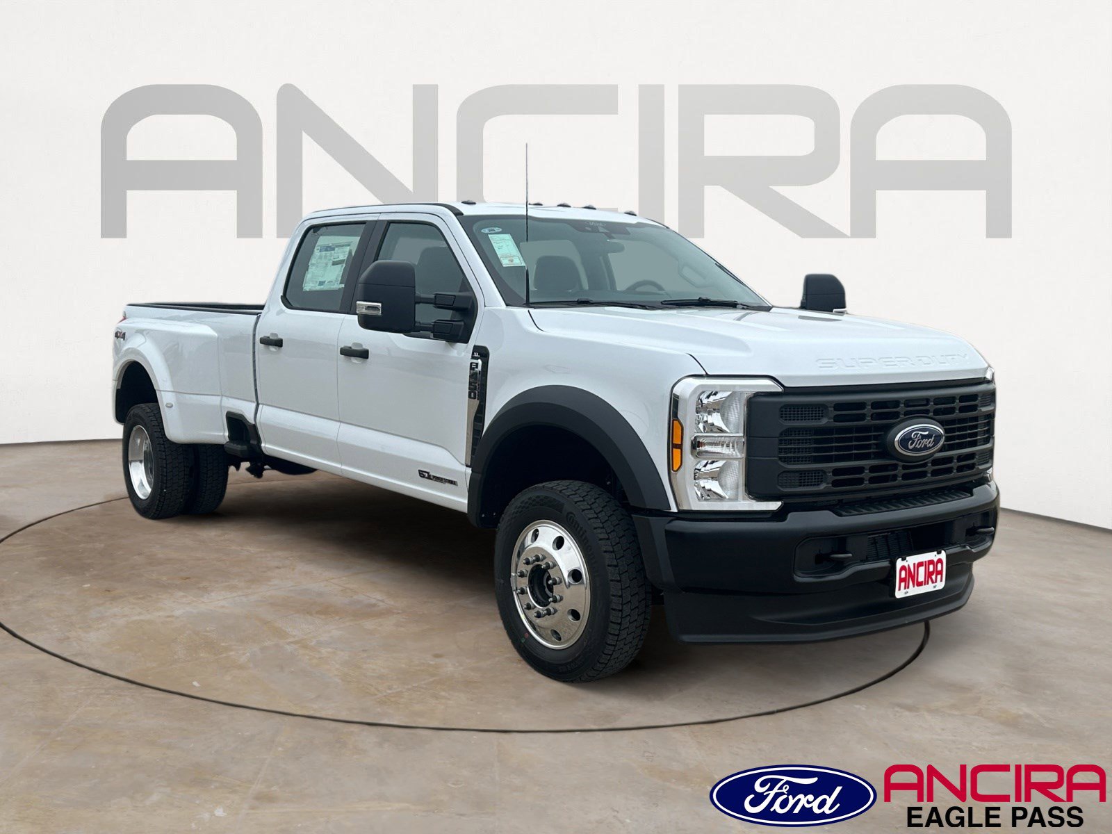2026 Ford F-450 Super Duty XL's photo