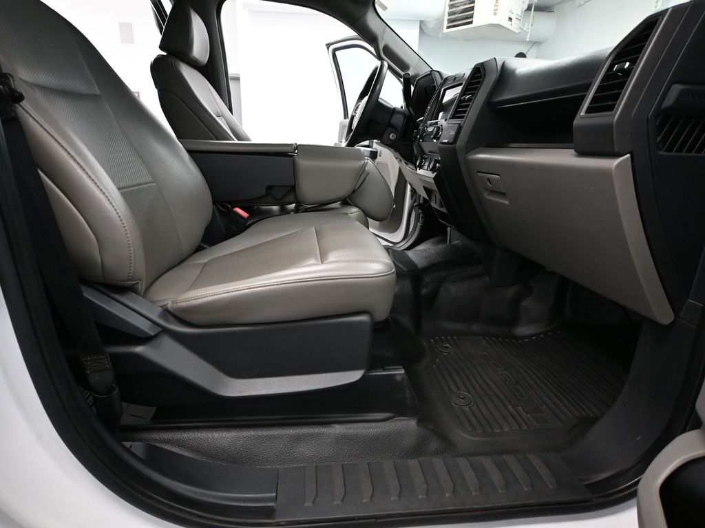 2022 Ford F-250 photo 35